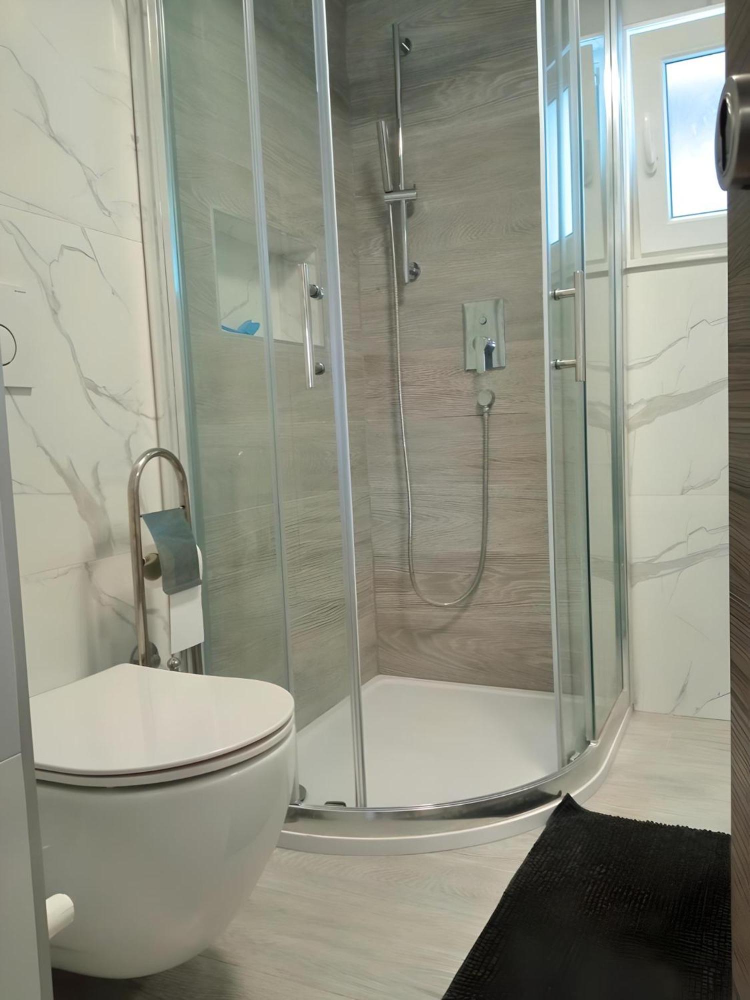 Apartment Valentino Tar-Vabriga Exteriör bild